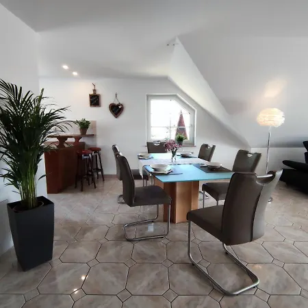 Ferienwohnung Rhoener Weitblick